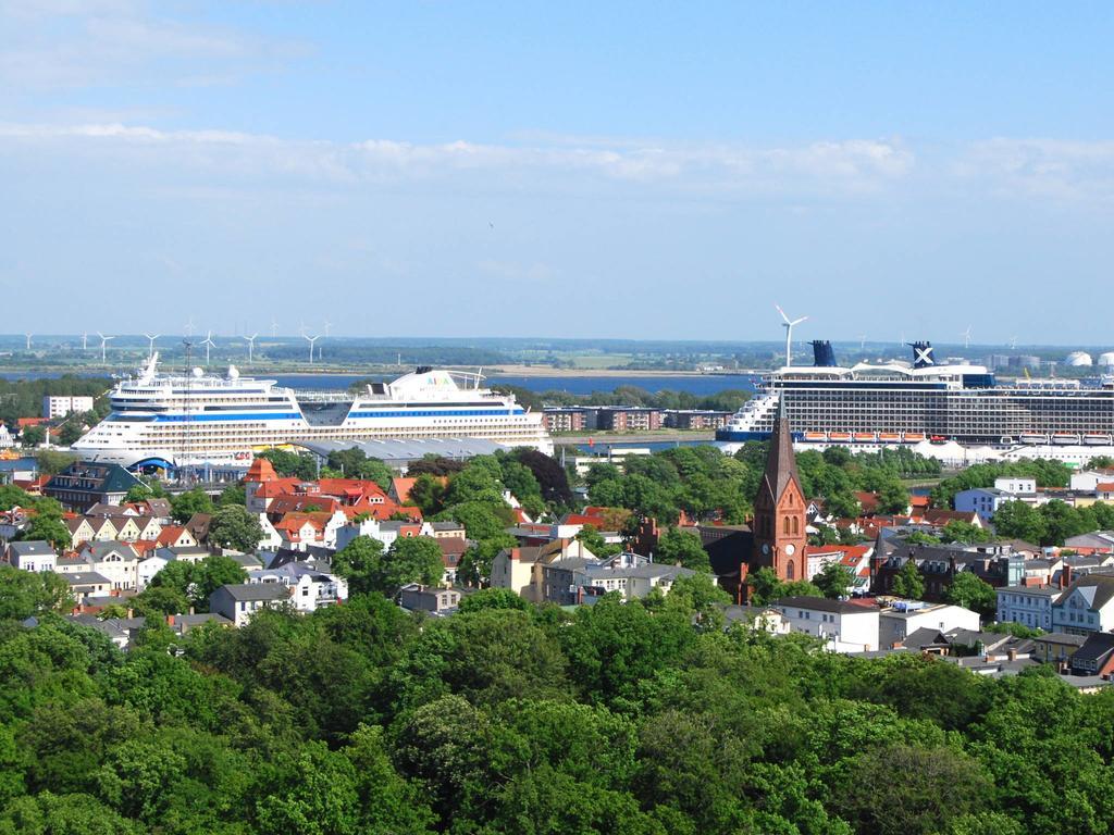 Ferienwohnung Warnemuende Am Kurpark 罗斯托克 外观 照片